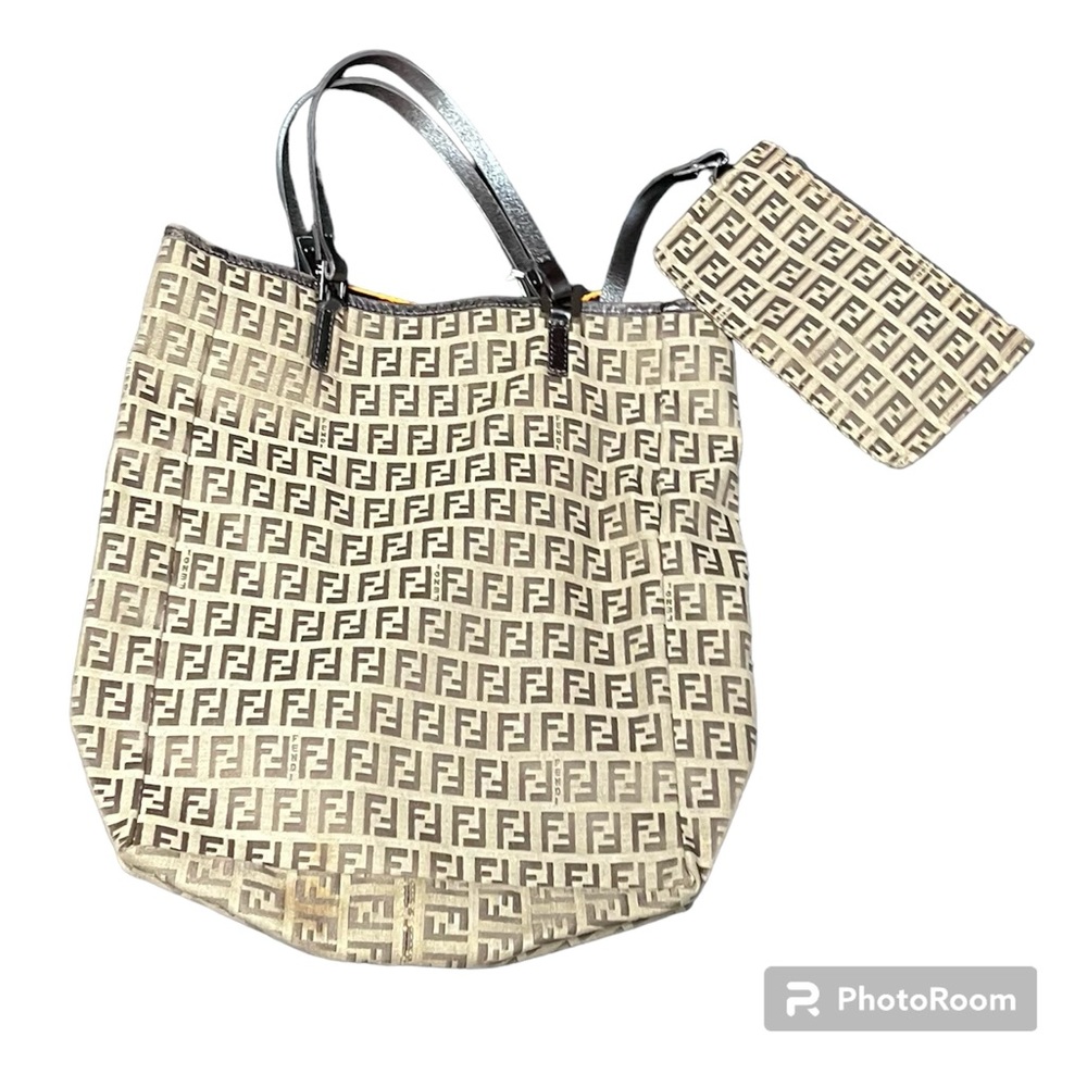 FENDI HANDBAG